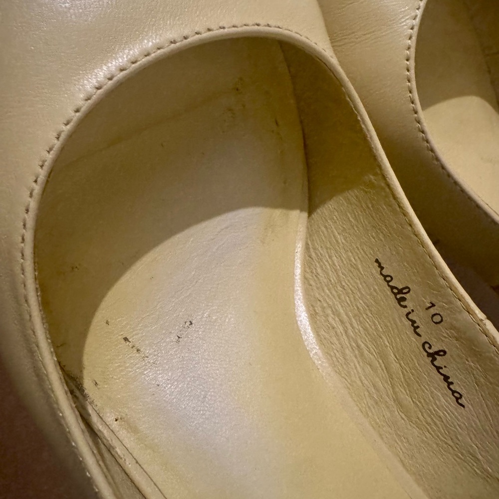RARE CHARLOTTE STONE WINNIE HEEL - BUTTER - Picture 8 of 10